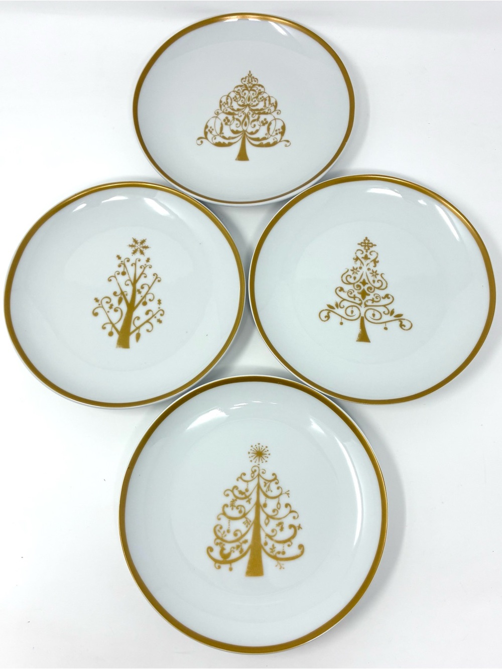 Set of 4 Boston Warehouse Jeweled Holiday Porcelain Plates With Box Christmas